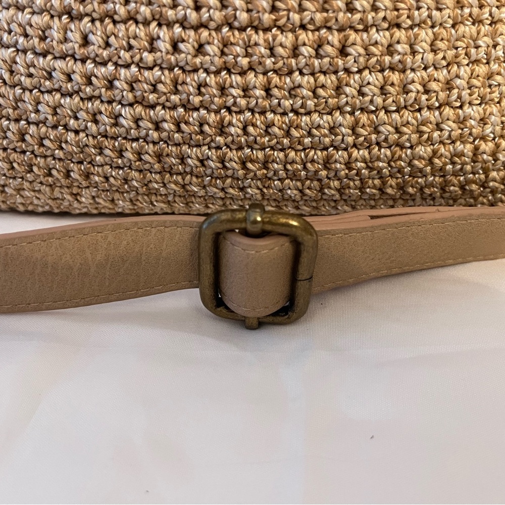 The Sak Beige Woven Shoulder Bag - Picture 4 of 11